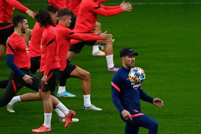 热身赛2胜10负 中国女篮将对阵奥运东道主法国